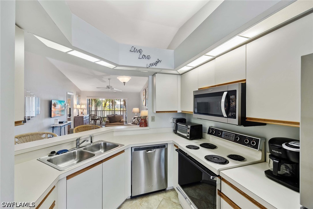 822 Gulf Pavillion Dr 202 Property Photo 5
