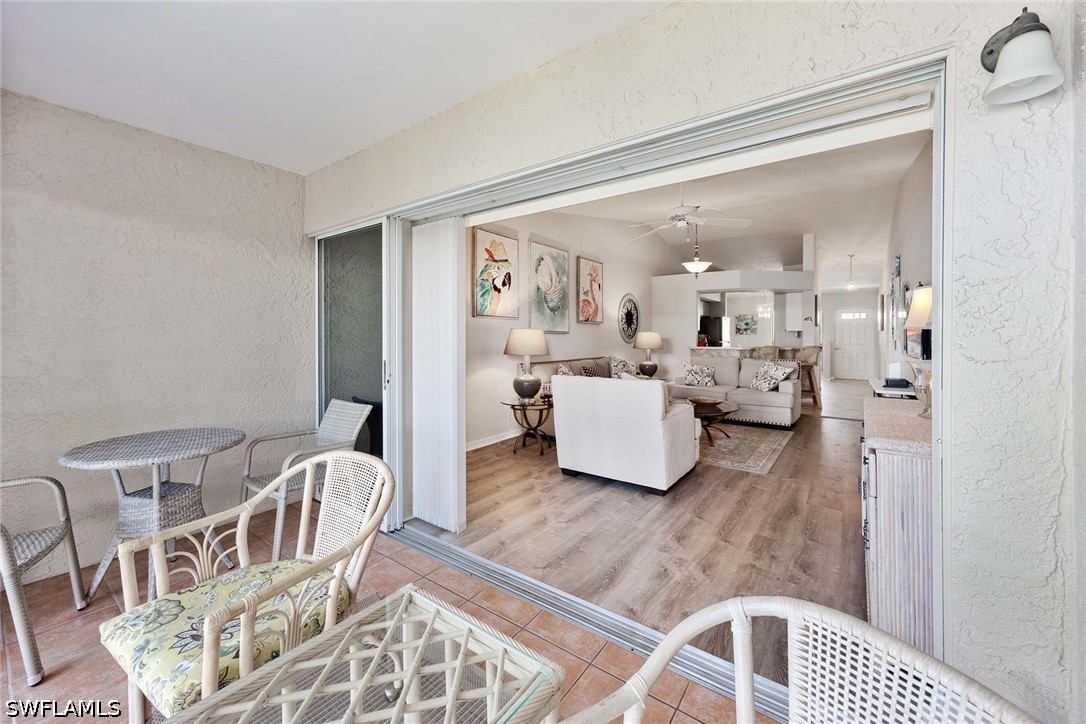 822 Gulf Pavillion Dr 202 Property Photo 15