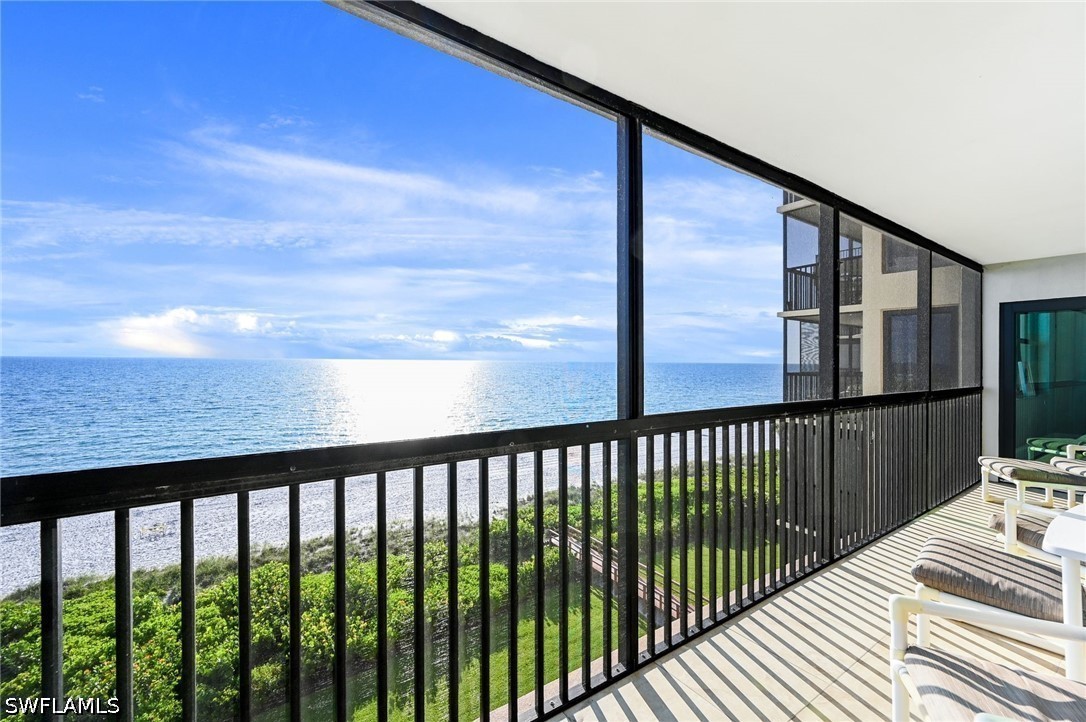 9375 Gulf Shore Dr 602 Property Photo 5