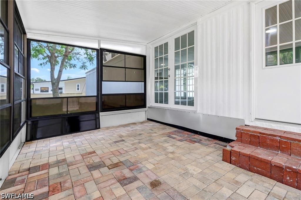 120 Grassy Key Ln 38 Property Photo 16
