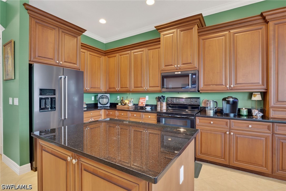 6598 Monterey Pt Property Photo 7