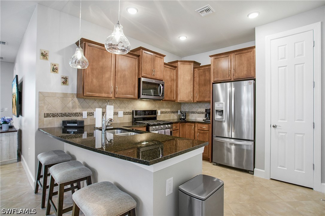 7674 Jacaranda Ln Property Photo 12