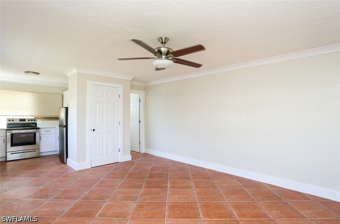 2777 Shoreview Dr 2 Property Photo 8