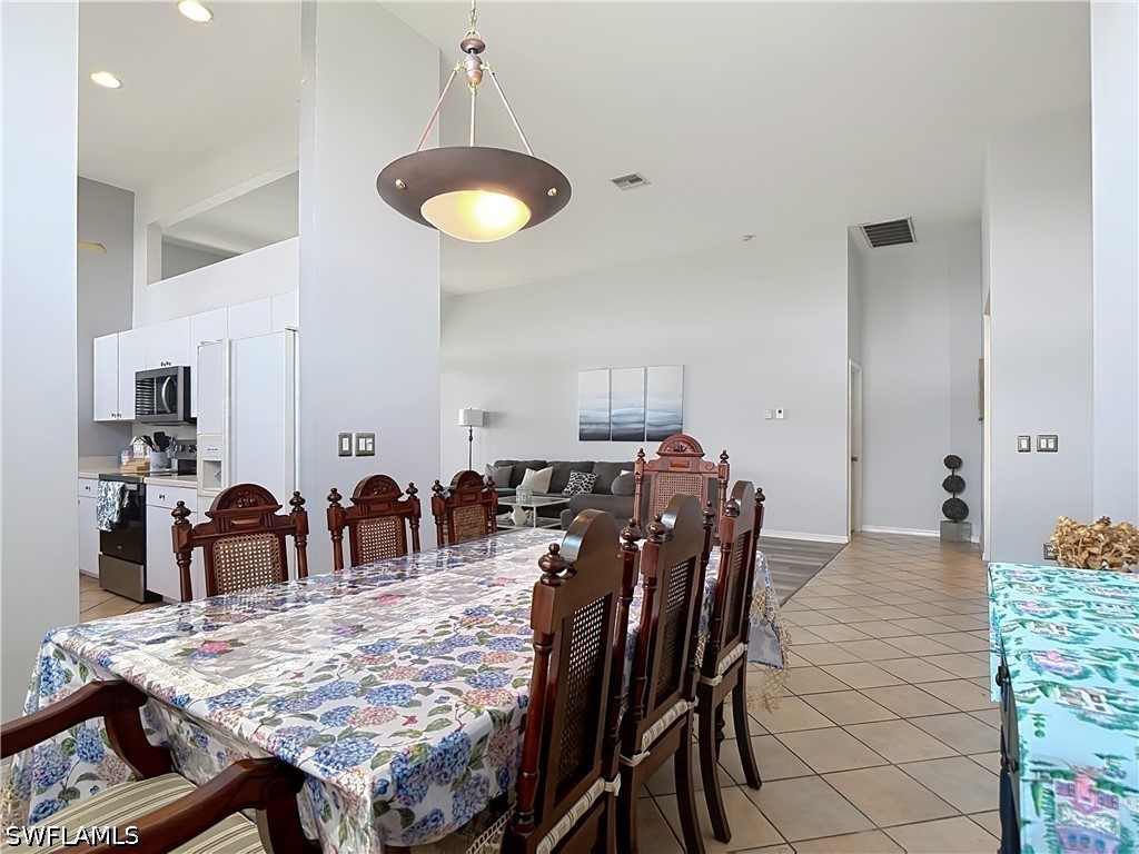 19372 Silver Oak Dr Property Photo 6