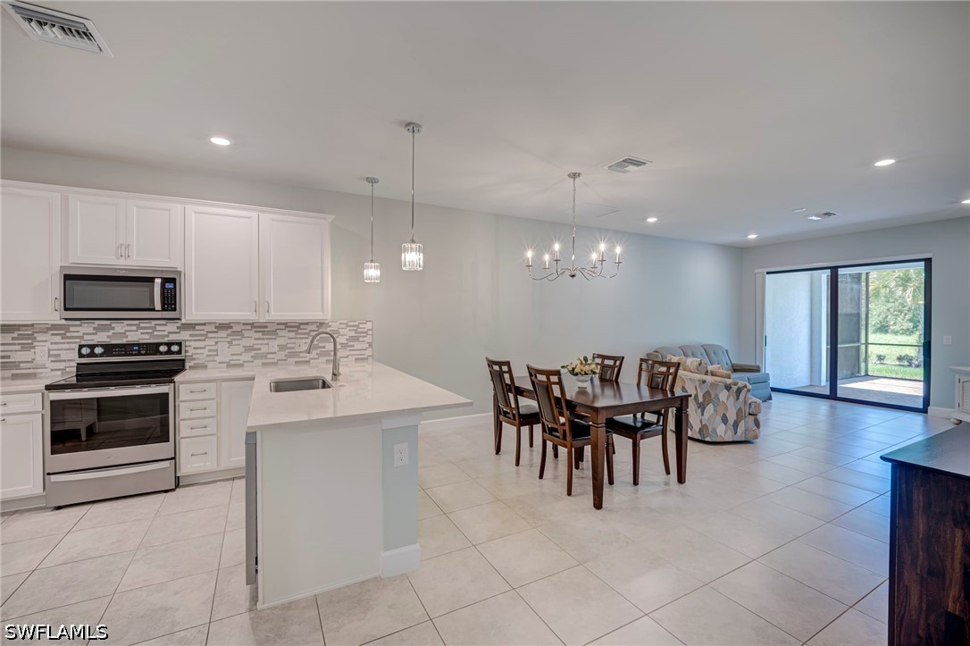 5897 Mayflower Way Property Photo 4