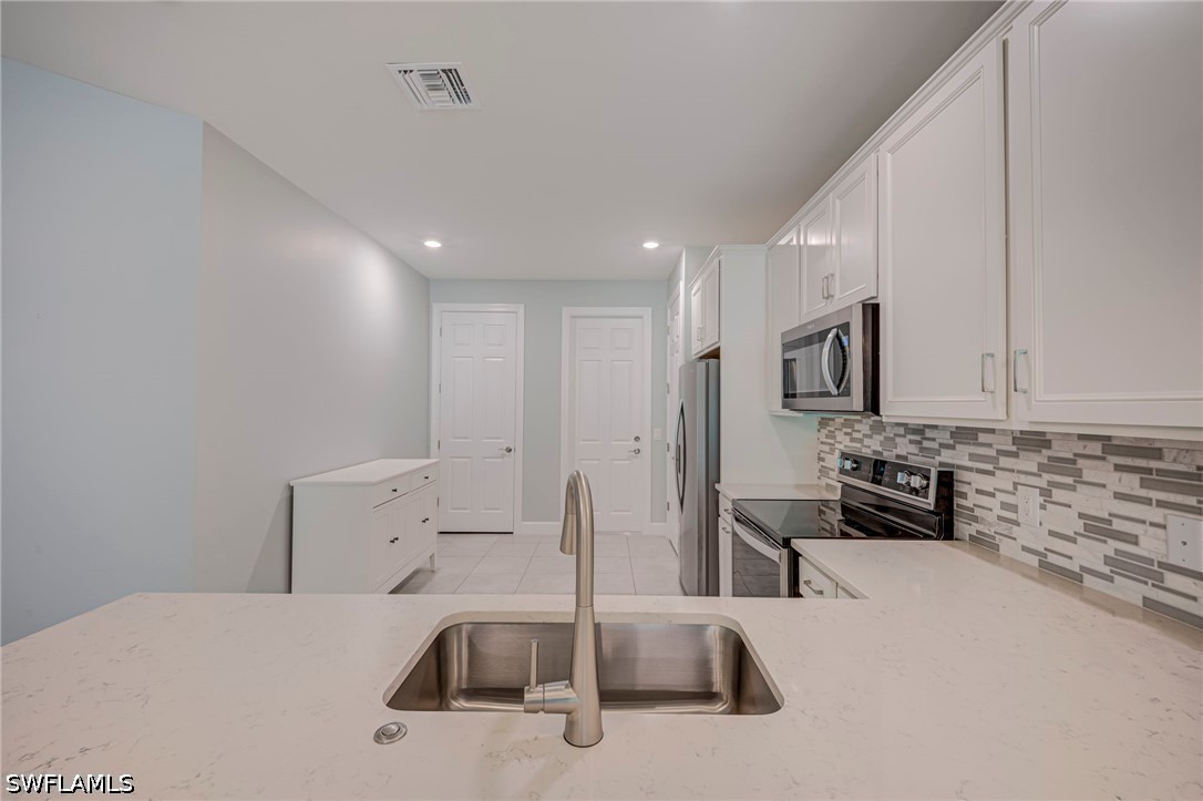 5897 Mayflower Way Property Photo 12