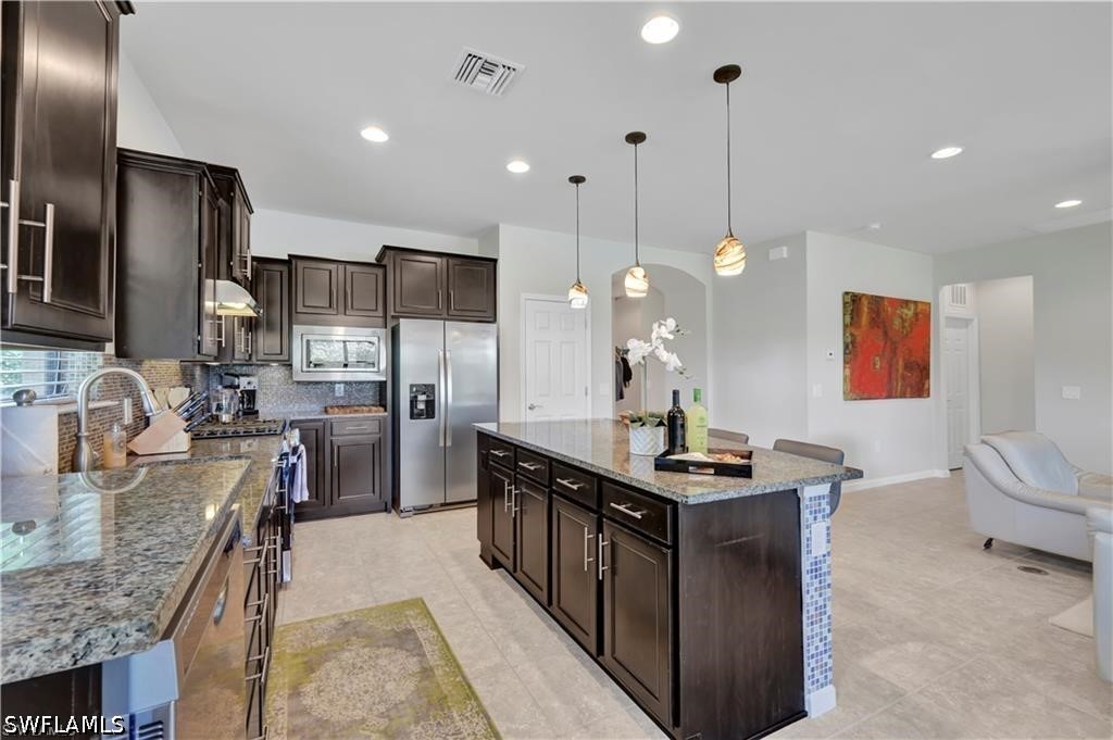 7103 Lily Way Property Photo 3
