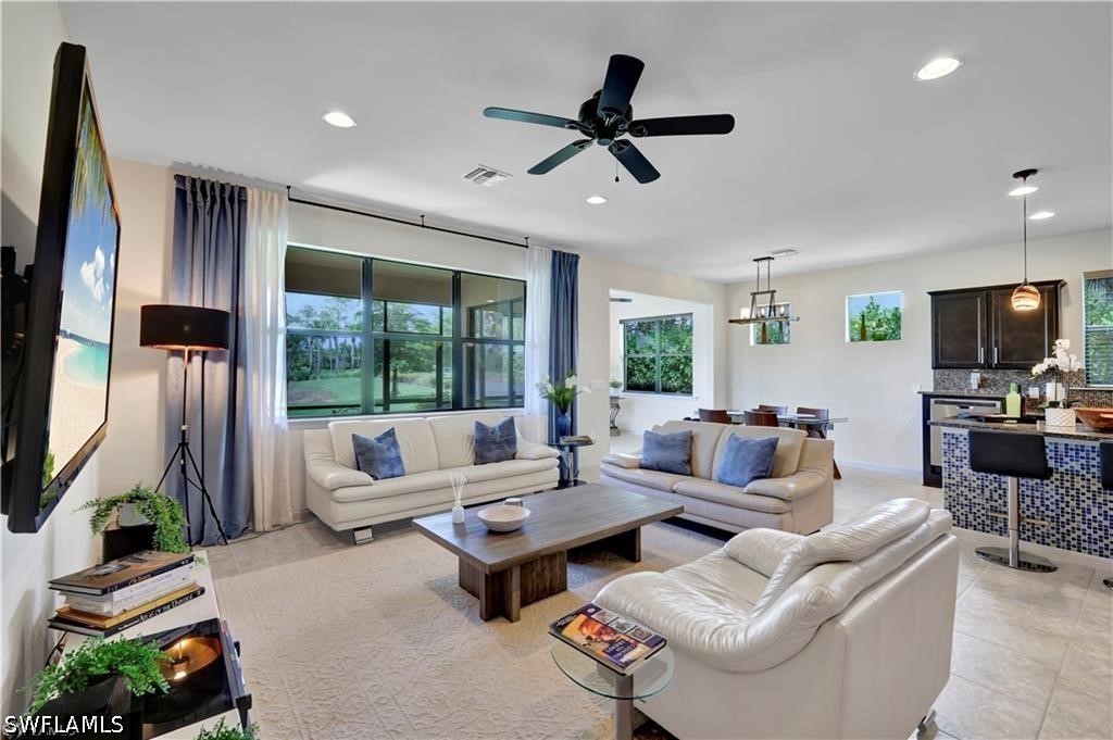 7103 Lily Way Property Photo 10