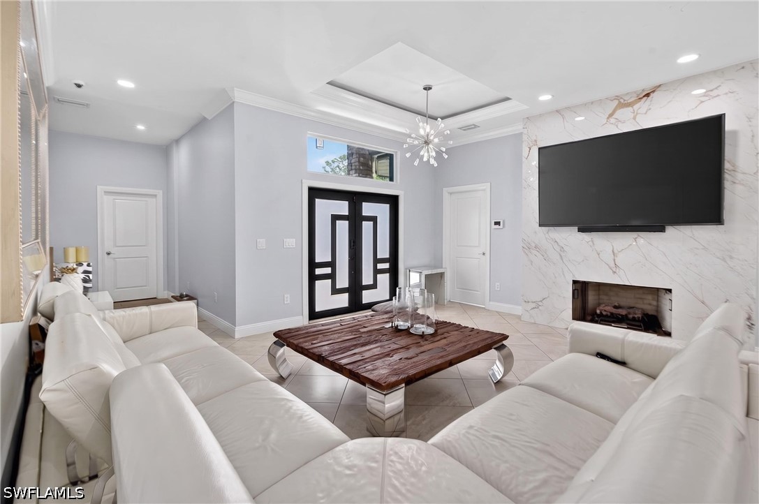 2863 Everglades Blvd N Property Photo 8