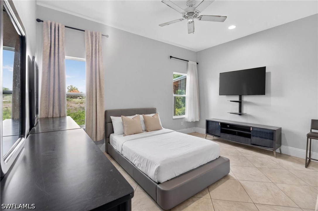 2863 Everglades Blvd N Property Photo 23