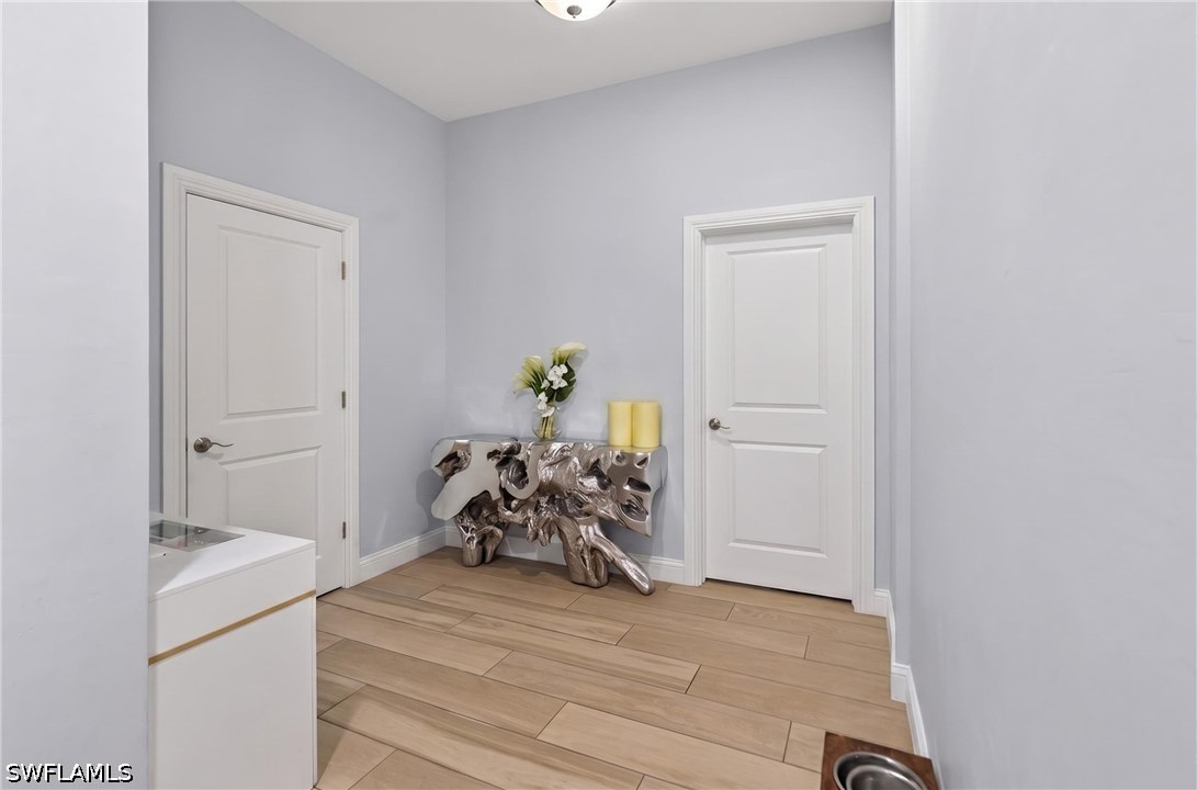 2863 Everglades Blvd N Property Photo 26
