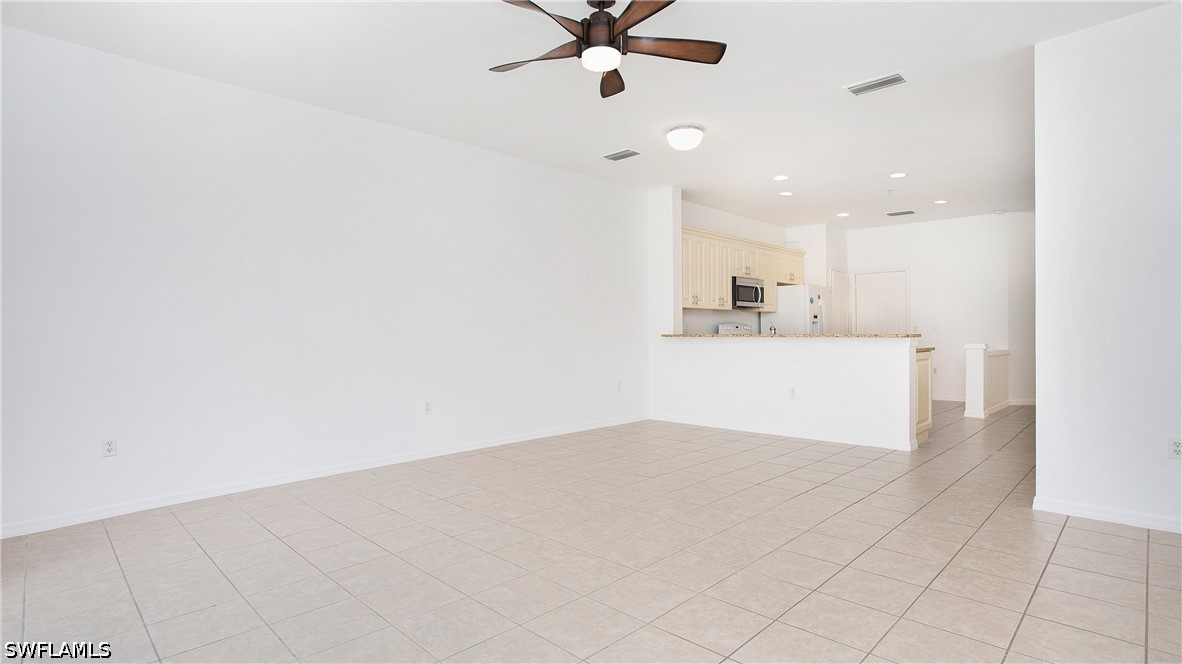 880 Hampton Cir Property Photo 11