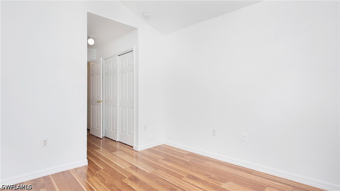 880 Hampton Cir Property Photo 29