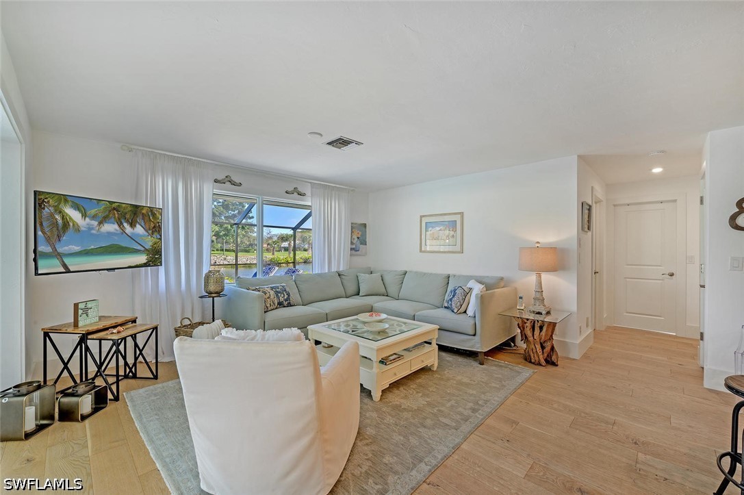 239 Torrey Pines Pt Property Photo 18