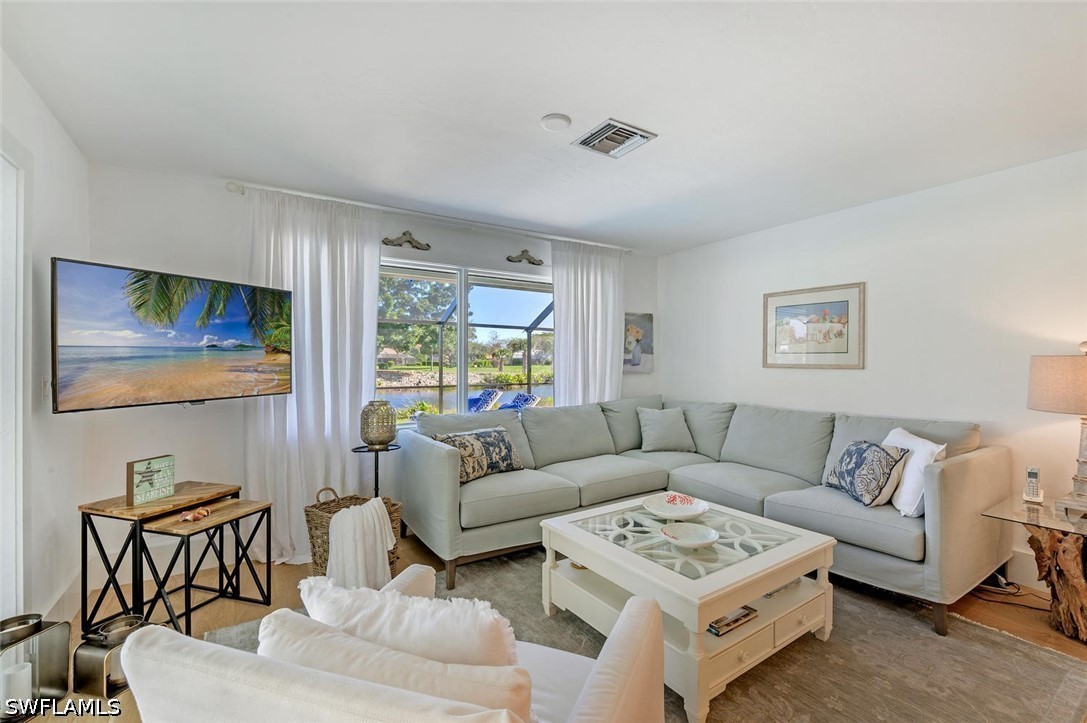 239 Torrey Pines Pt Property Photo 19