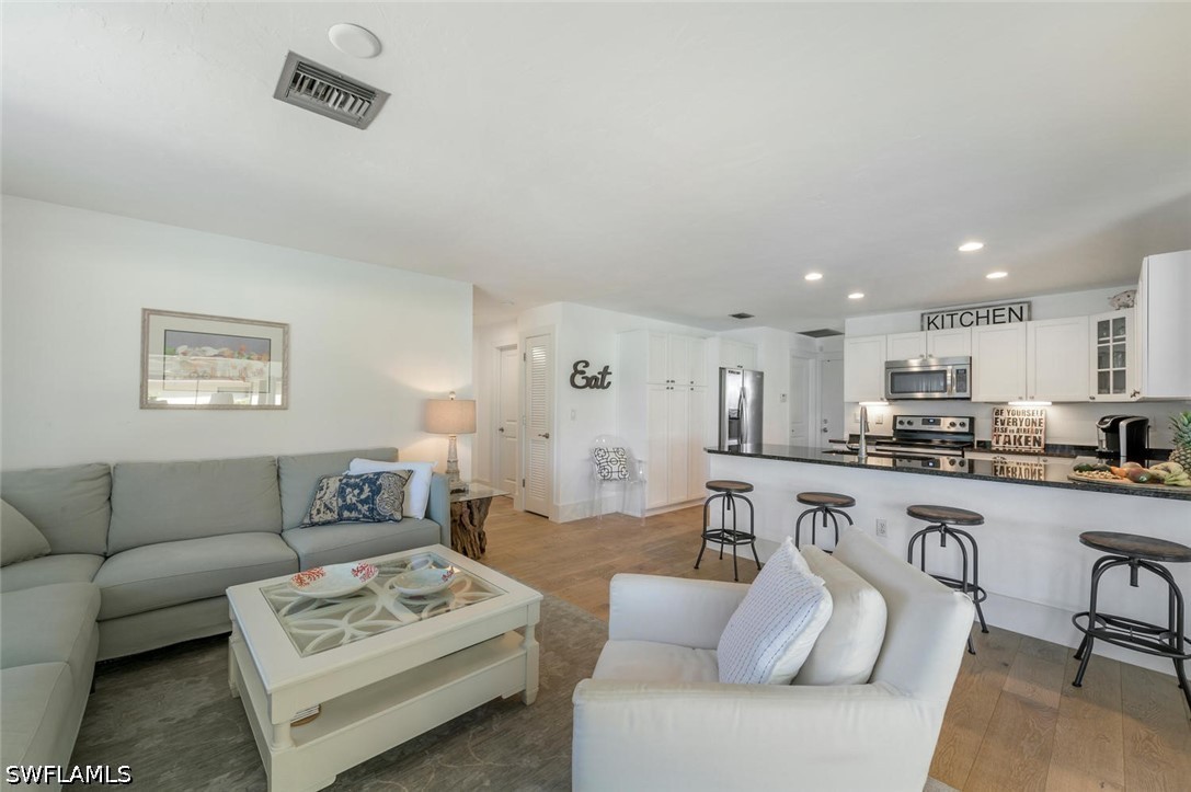 239 Torrey Pines Pt Property Photo 22