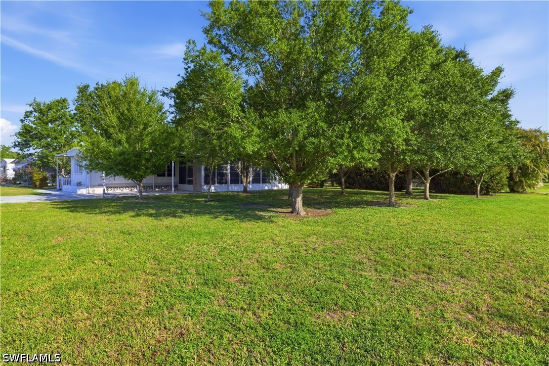 863 Manatee Rd Property Photo 3