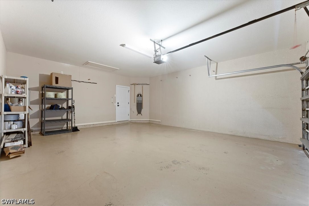 8541 Pepper Tree Way Property Photo 34