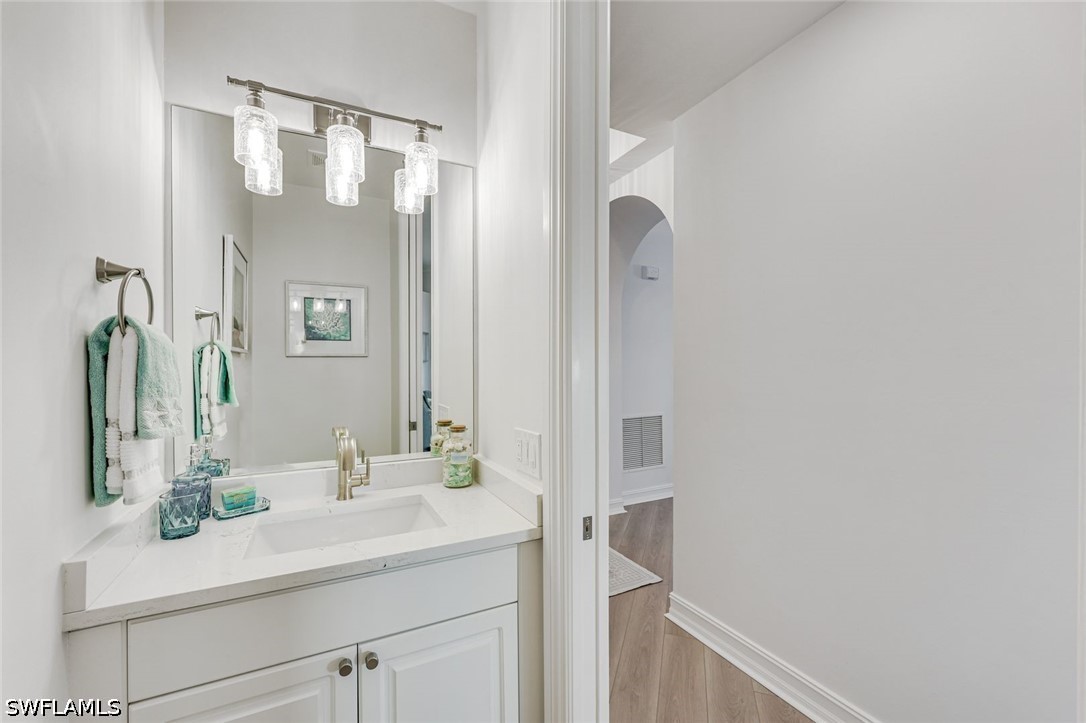805 Bentwater Cir 104 Property Photo 16