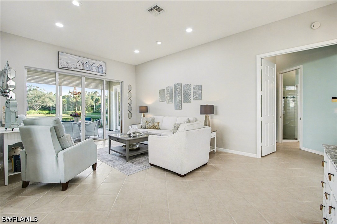 3421 Marbella Ct Property Photo 5