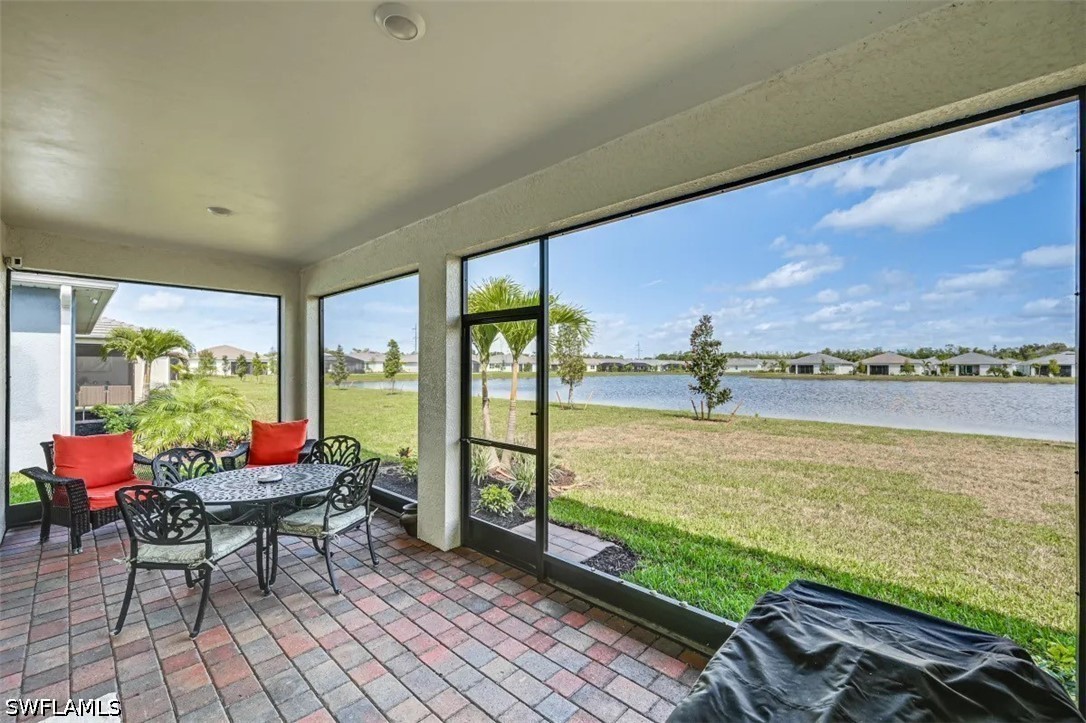 226020221 Property Photo 24