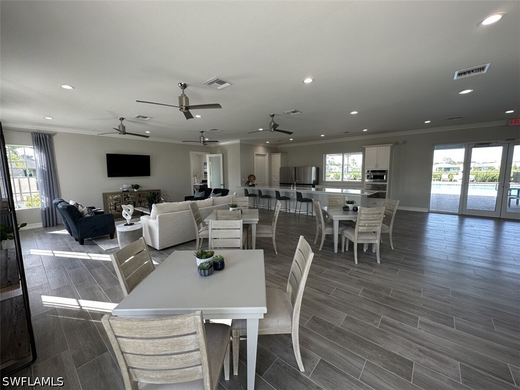 226020221 Property Photo 35