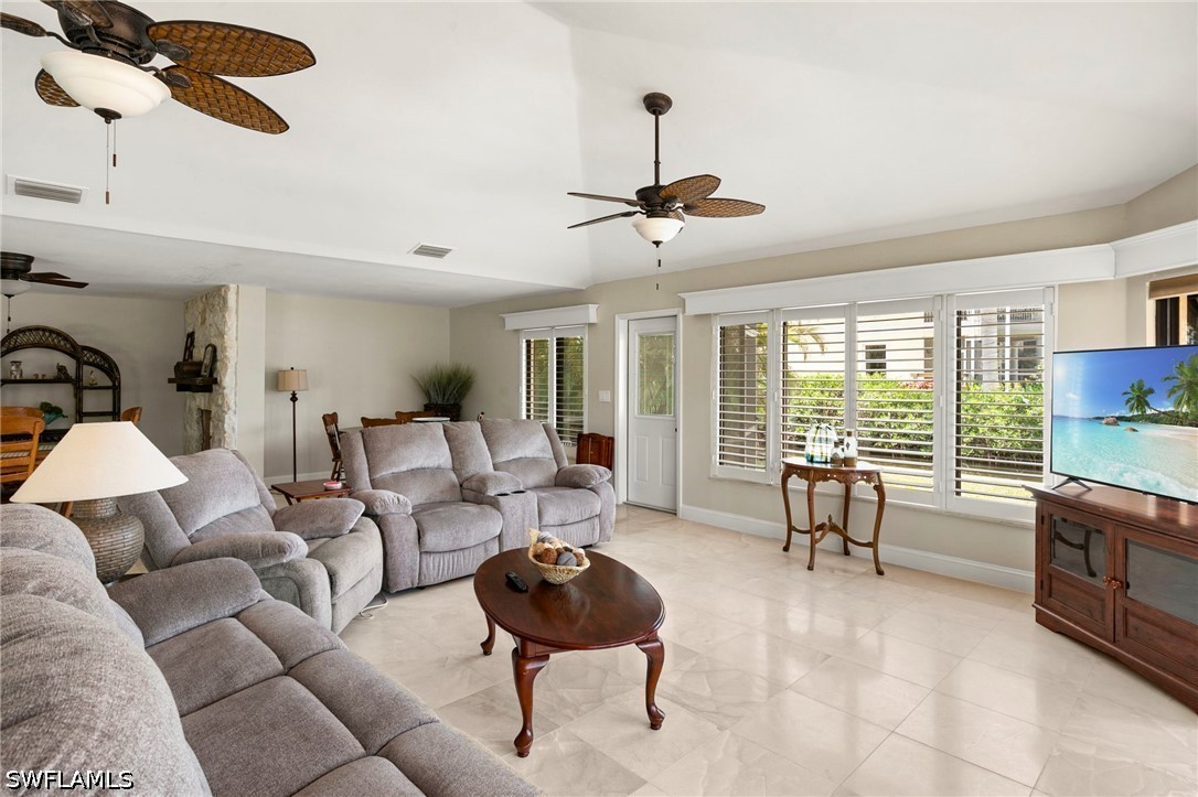 27565 Imperial Shores Blvd Property Photo 15