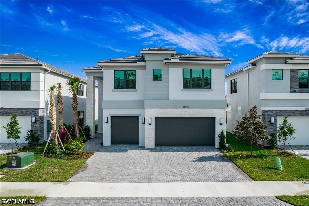 20195 Ainsley St Property Photo 1