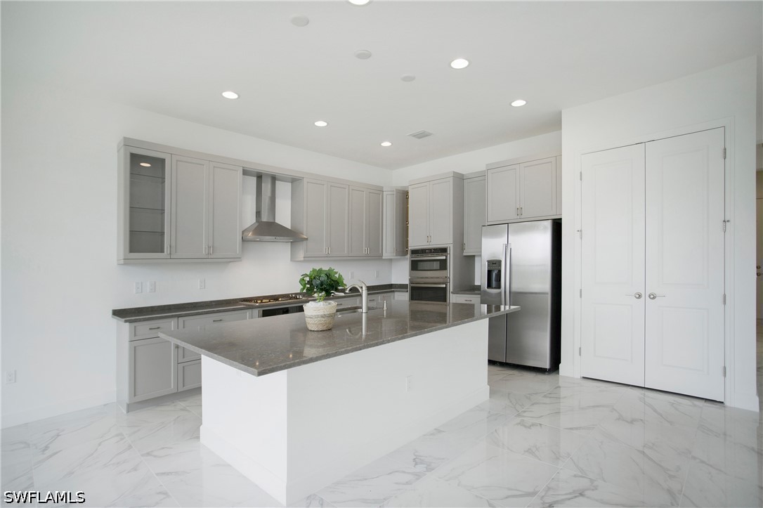 20195 Ainsley St Property Photo 12