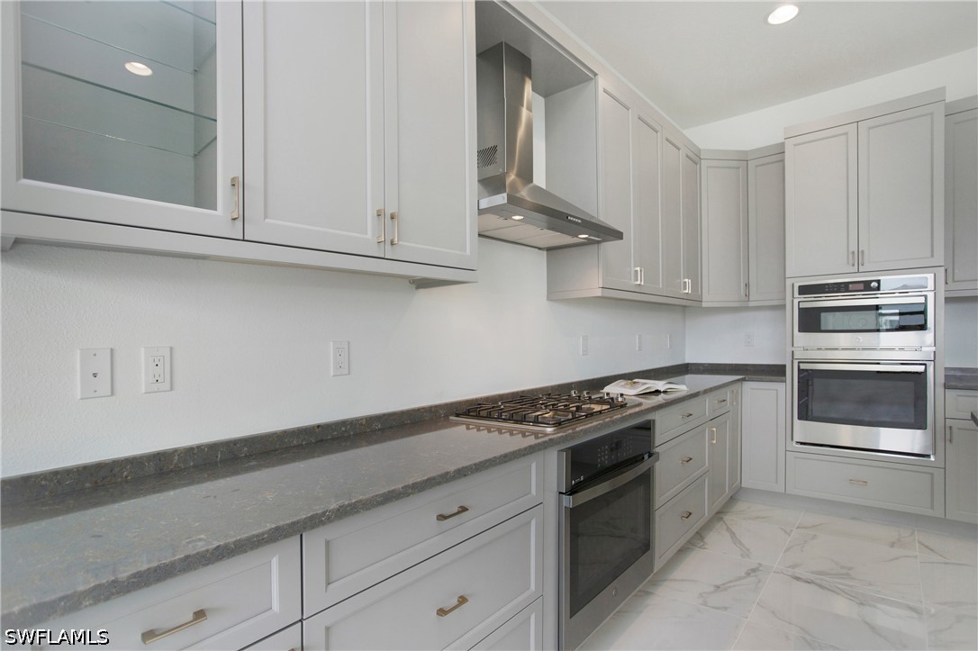 20195 Ainsley St Property Photo 14