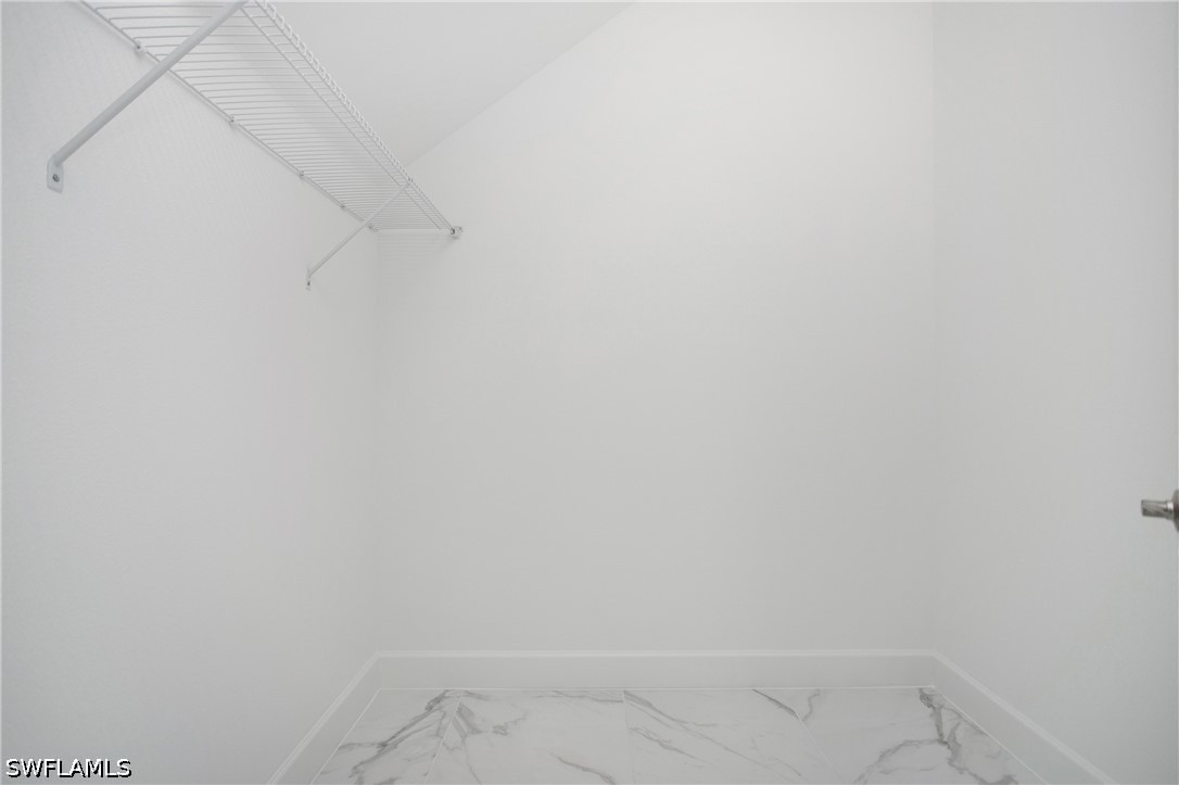 20195 Ainsley St Property Photo 17