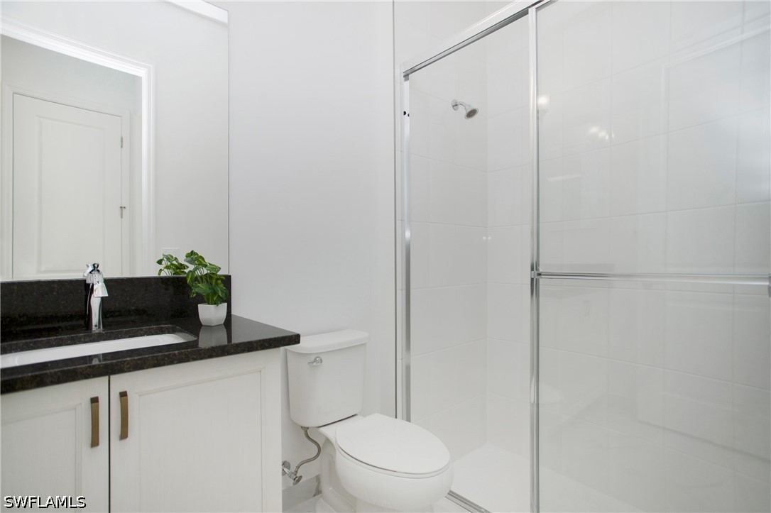20195 Ainsley St Property Photo 18