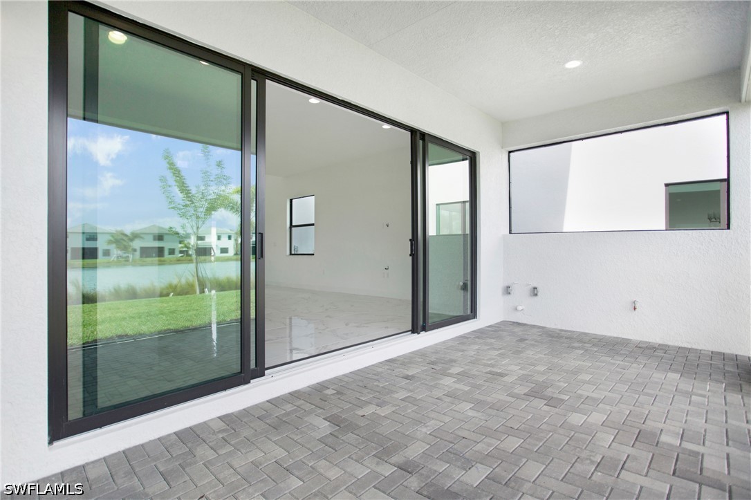 20195 Ainsley St Property Photo 23