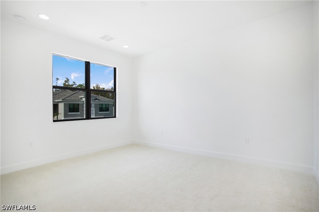 20195 Ainsley St Property Photo 36