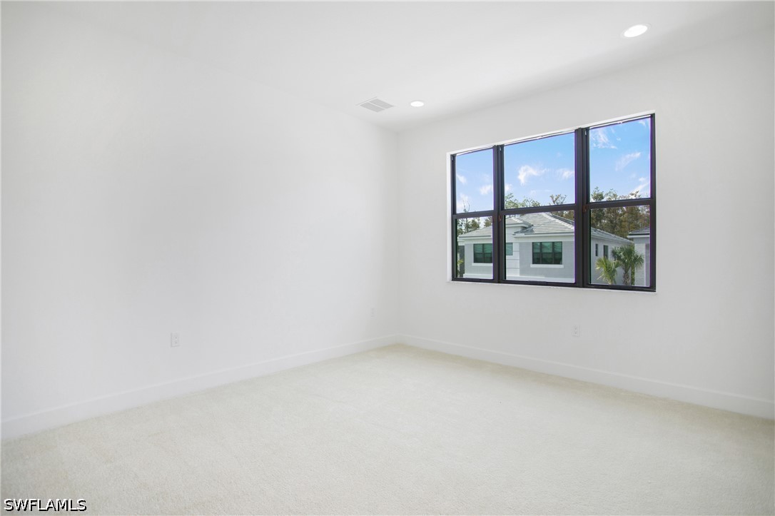 20195 Ainsley St Property Photo 40