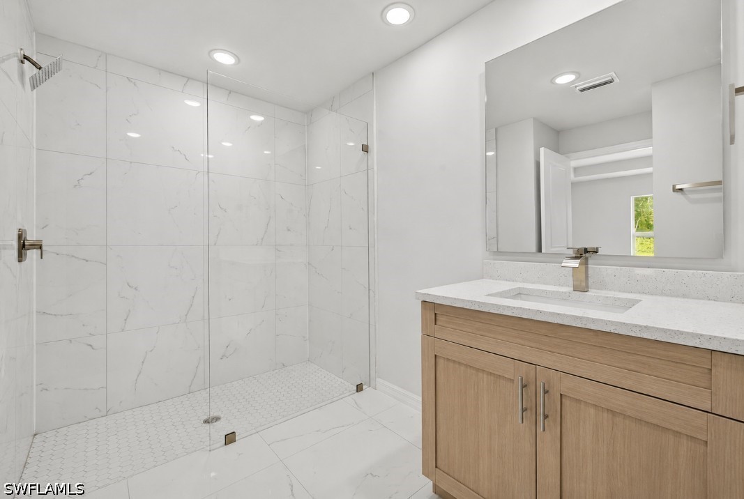 569 Aspen Ave S Property Photo 10