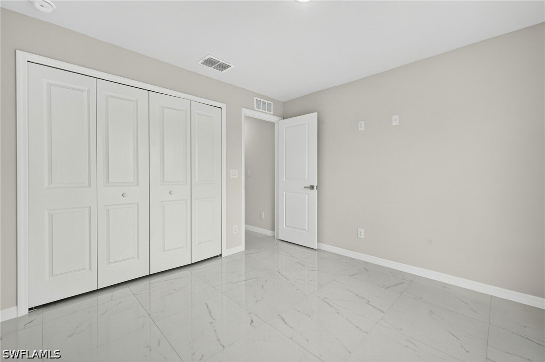 569 Aspen Ave S Property Photo 12