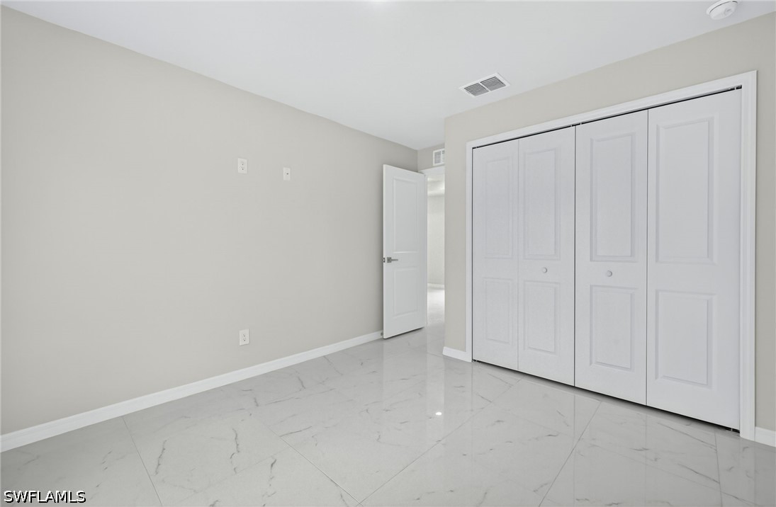 569 Aspen Ave S Property Photo 14