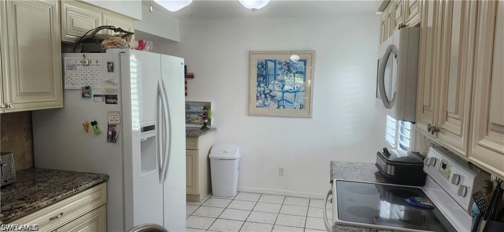 219 Fox Glen Dr 1107 Property Photo 8