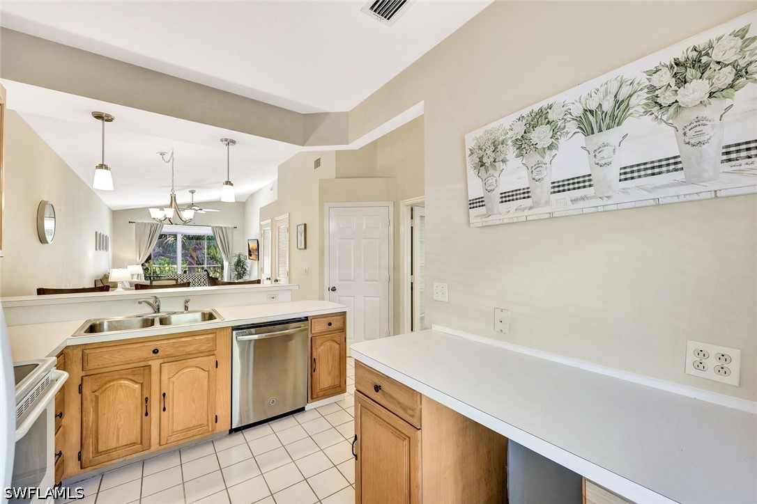 8228 Twelve Oaks Cir 323 Property Photo 6