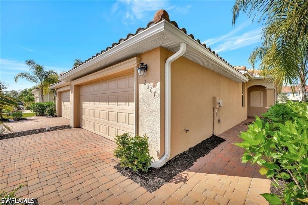 2567 Vine Ave Property Photo 20