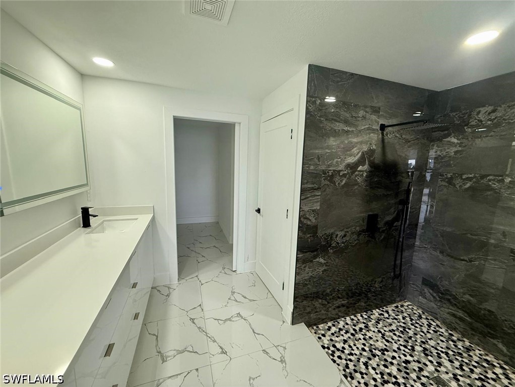 111 E North Shore Ave Property Photo 13