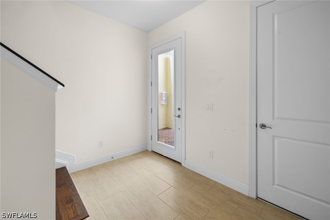 15209 Butler Lake Dr 201 Property Photo 31