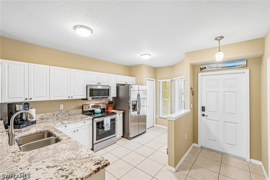 9185 Celeste Dr 1-103 Property Photo 11