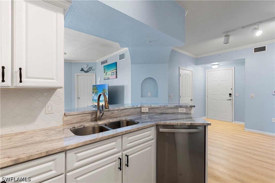 12920 Positano Cir 306 Property Photo 4