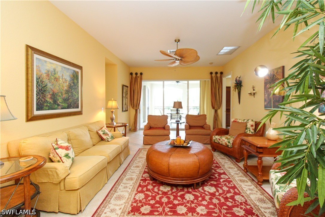9224 Campanile Cir 203 Property Photo 5
