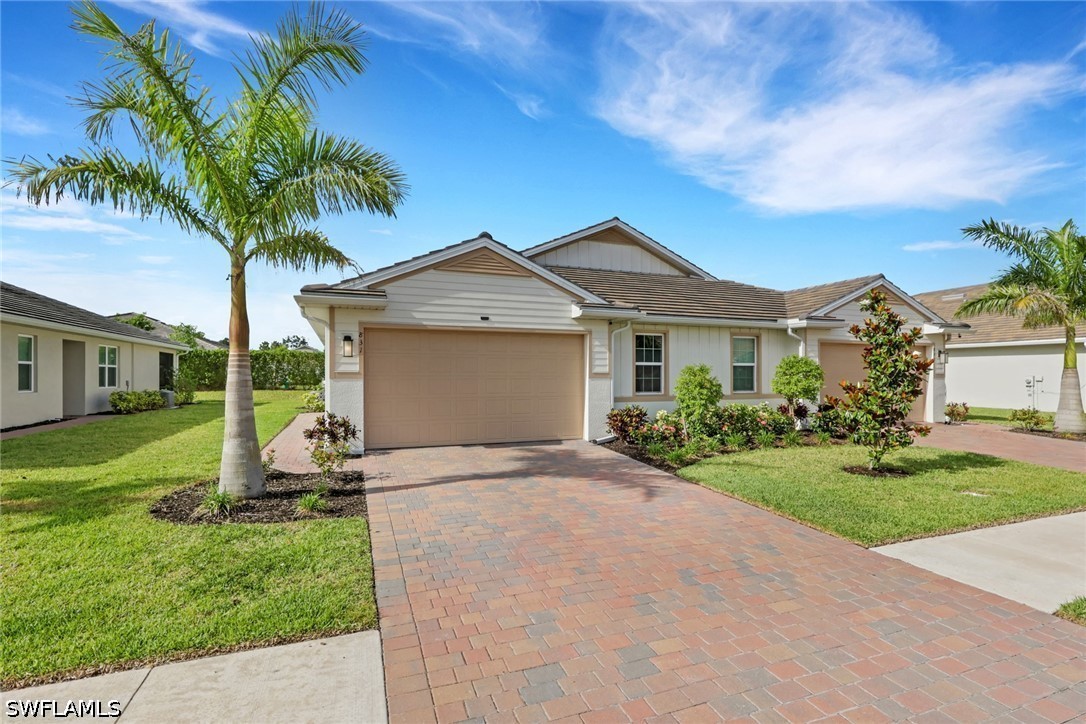 831 Enbrook Loop Property Photo 1