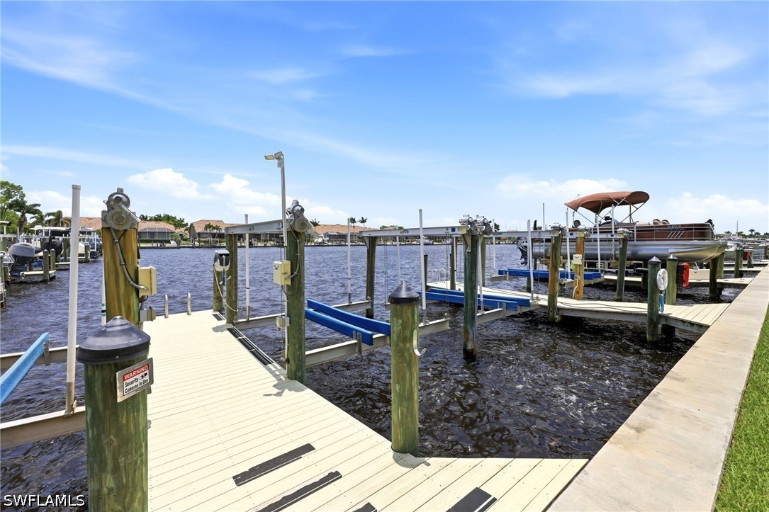 275 Cays Dr 2208 Property Photo 6