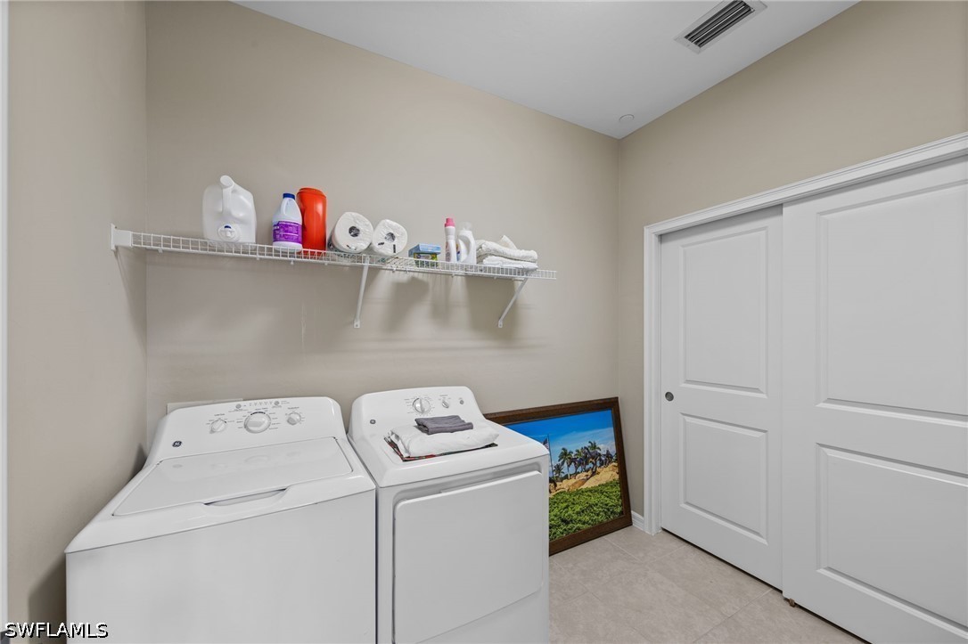 9366 Pocida Ct 202 Property Photo 26