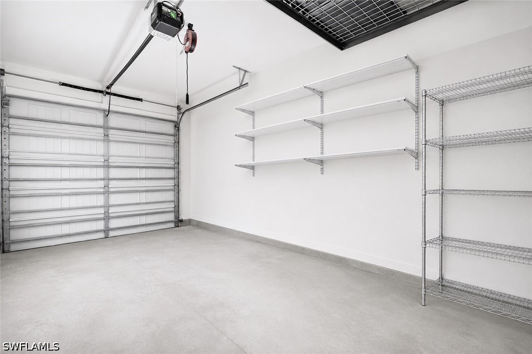 13045 Pembroke Dr Property Photo 25